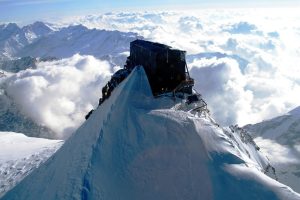 4 e 5 agosto 2024 – Punta Gnifetti – Via Normale dal Rifugio Mantova – PRE-ISCRIZIONE
